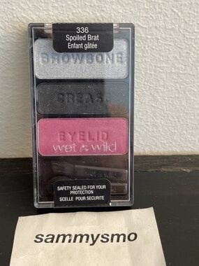 Wet N Wild Coloricon Collection Eyeshadow Trio #336 Spoiled Brat